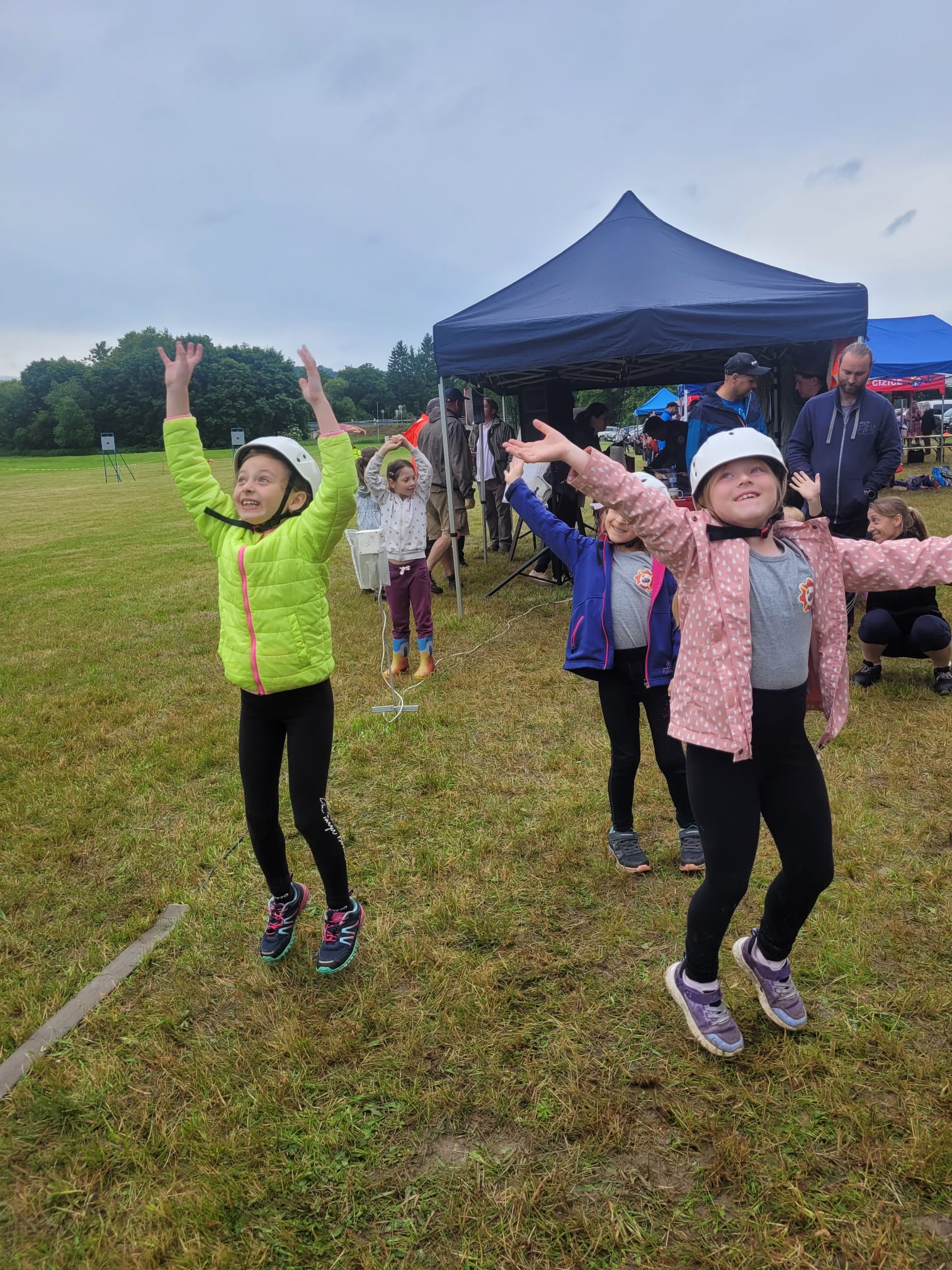 0c7f3264-2da0-499b-9574-6273c93a9122